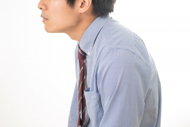 川崎で肩こりに悩むあなたへ｜その原因、猫背にあるかもしれません 画像