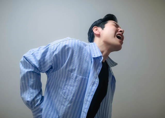 ぎっくり腰改善｜関節の硬さ・筋肉の柔軟性を根本ケア 画像